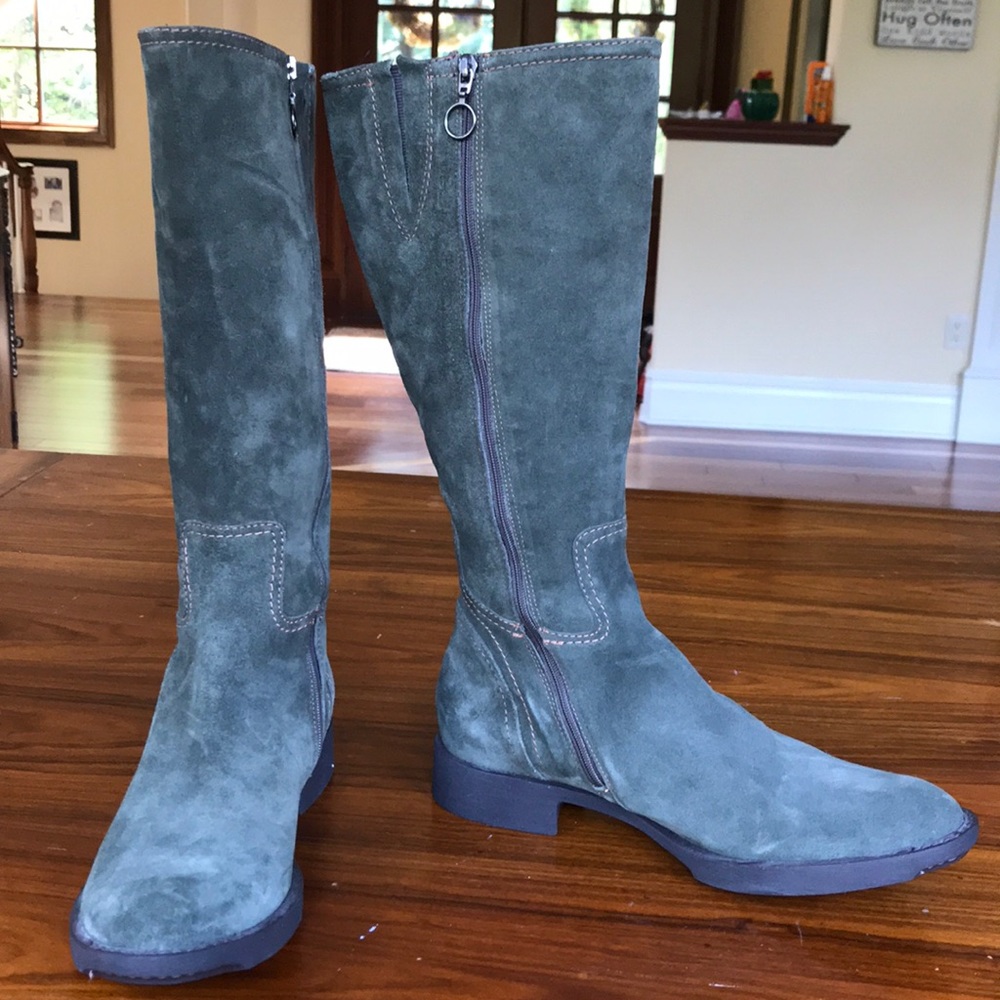 NWOT Kenneth Cole suede ‘Military Mama’ boots